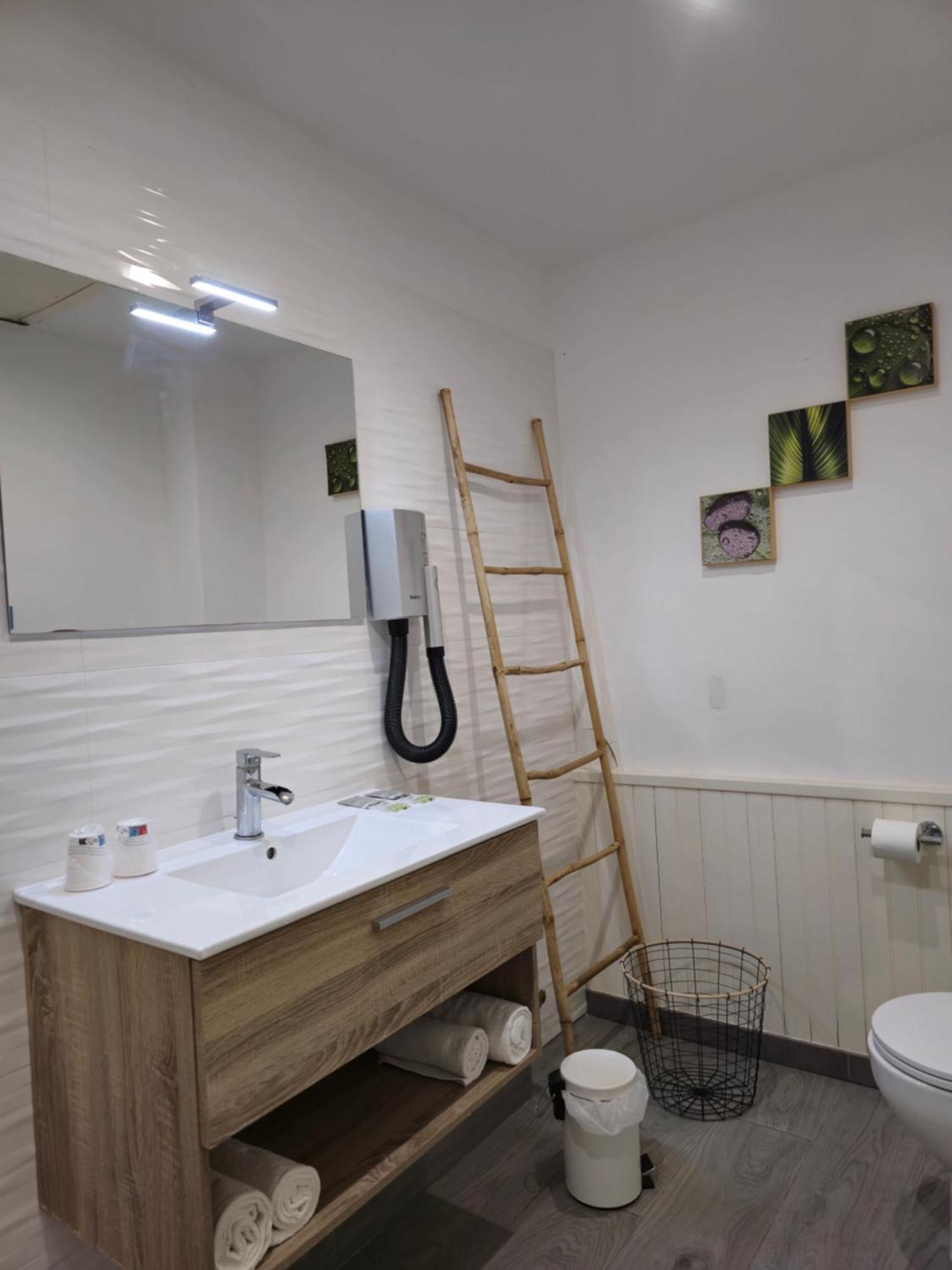 נרבון Hotel L'Alsace-Gare Sncf חדר תמונה